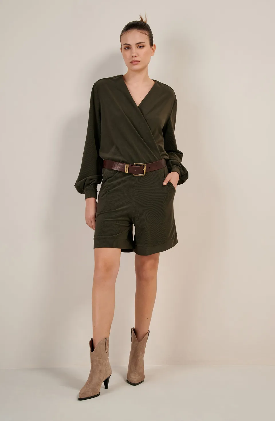 pain-de-sucre-cool-combinaison-short-ample-en-velours-c-tel-kaki image 1