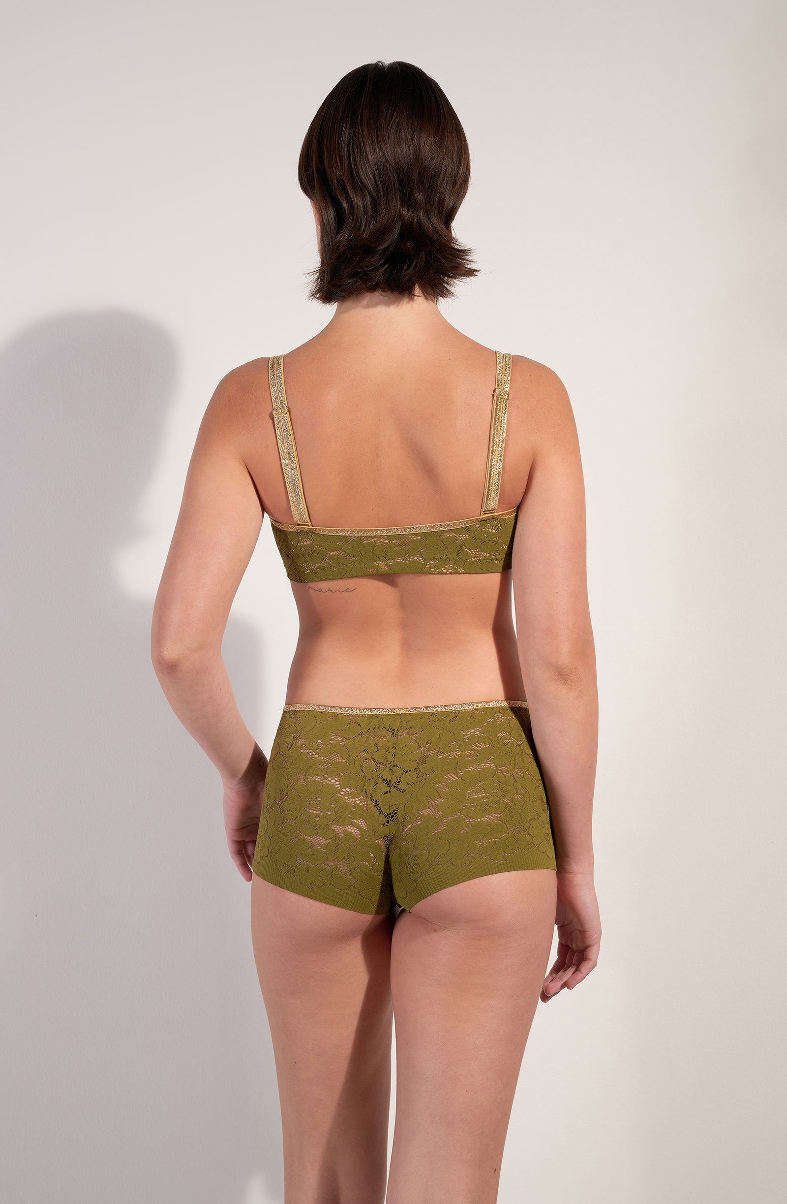 pain-de-sucre-dylan-shorty-taille-haute-dentelle-bronze-lurex-dor image 2